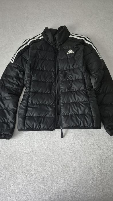 Geaca Adidas ca noua