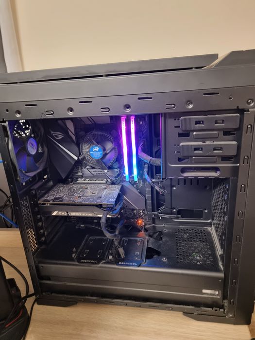 Productivity Gaming сет ъп монитор AOC Agon, Benq razer redragon