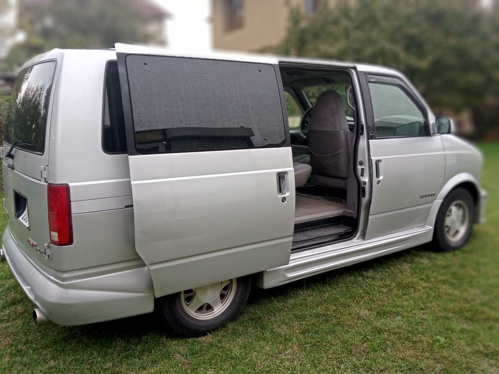 Ван американски GMC SAFARI