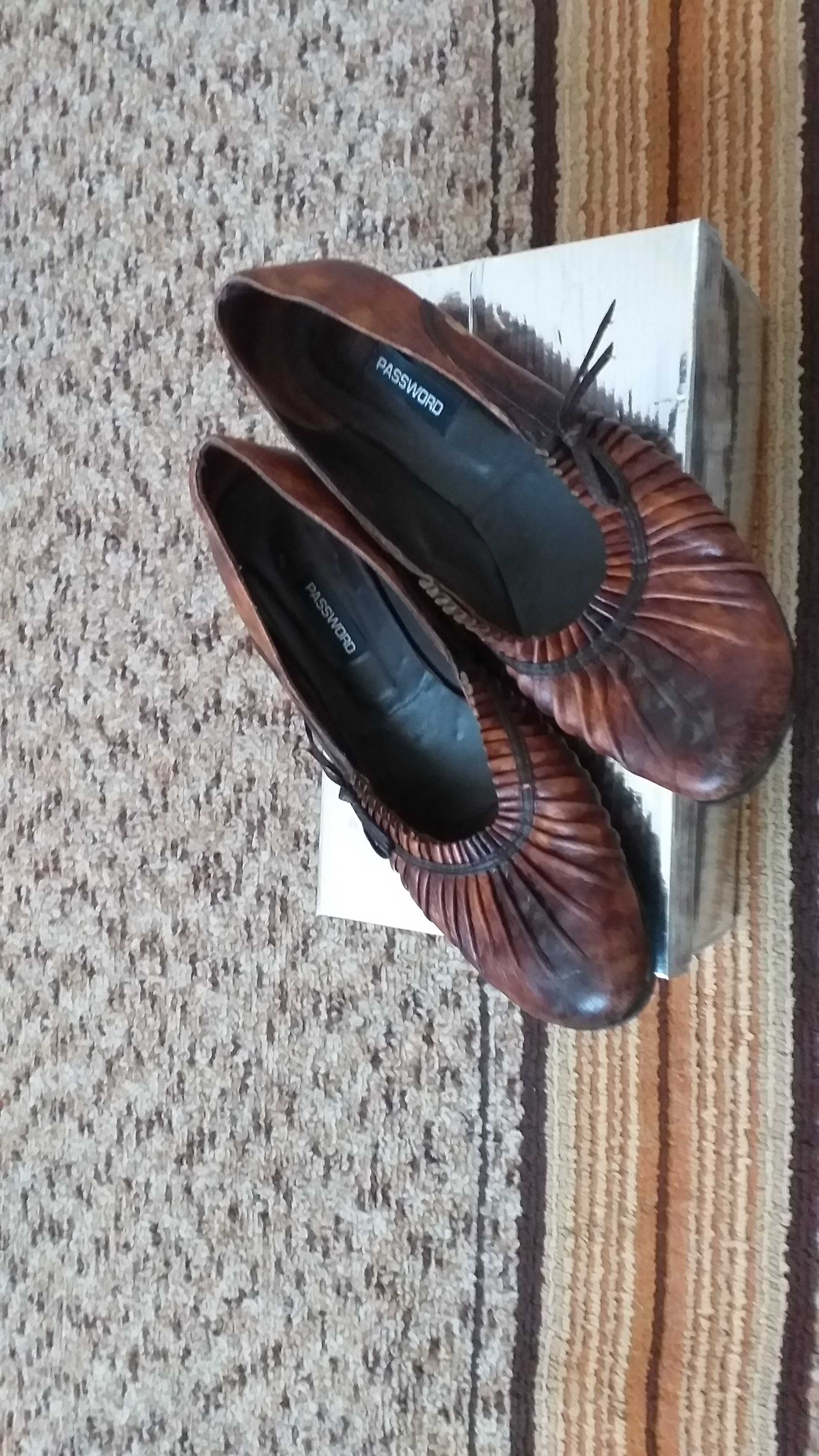 Дамски обувки и санфали-40лв, размер 40