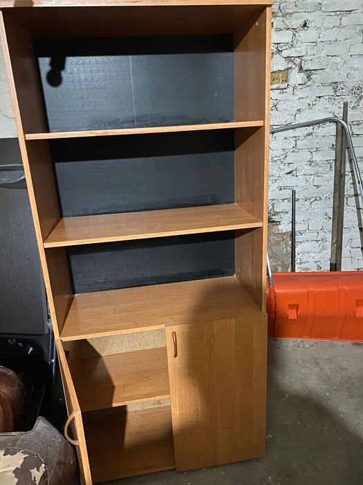 Шкаф офисный продам