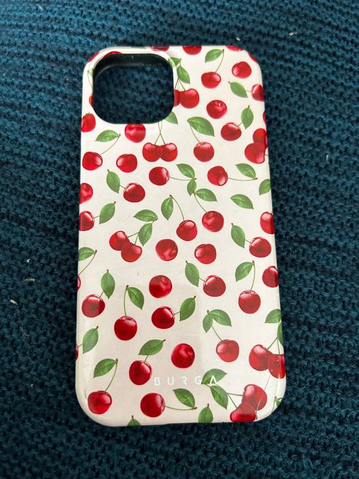 Husa iphone 14 cu cirese