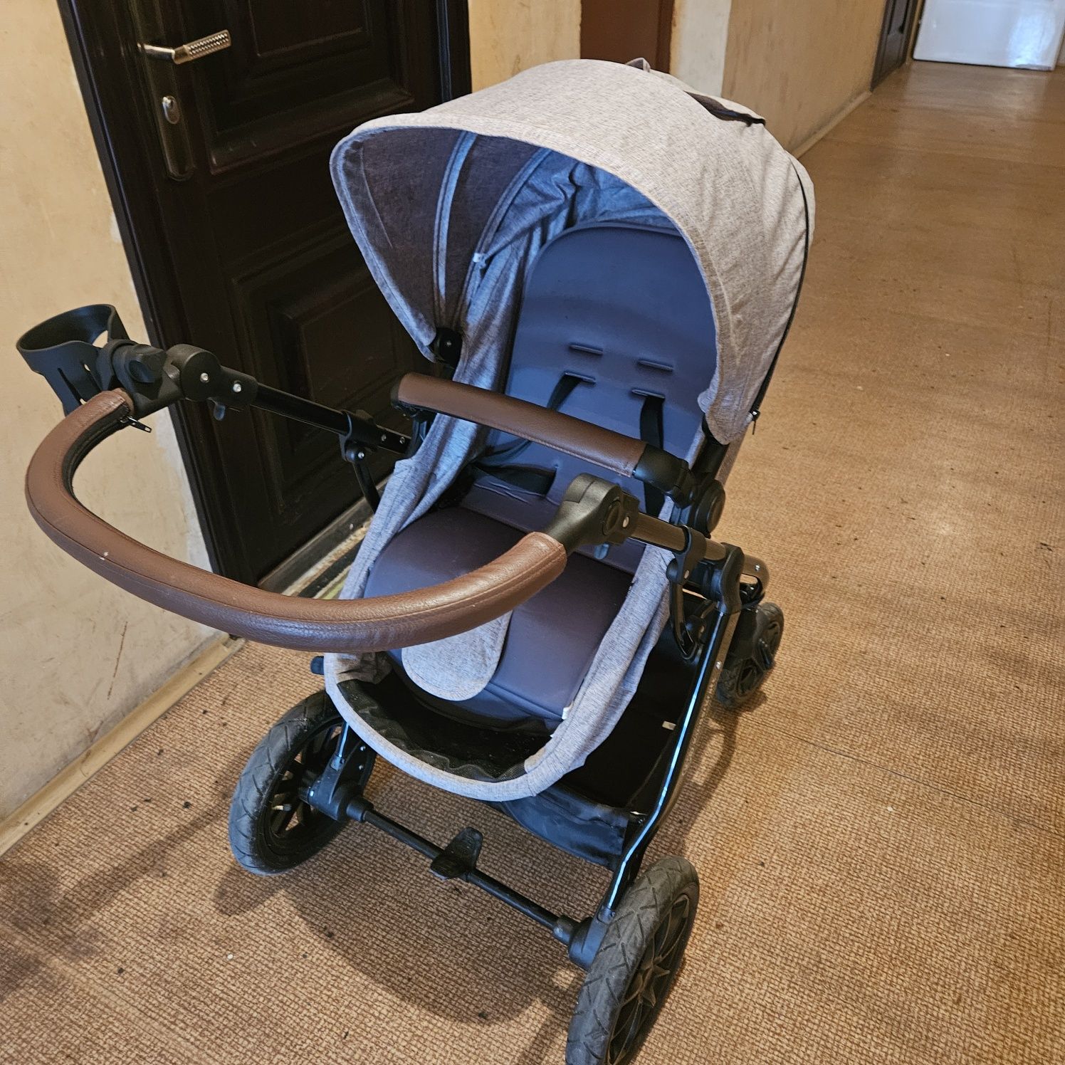 Бебешка количка KinderKraft Xmoov