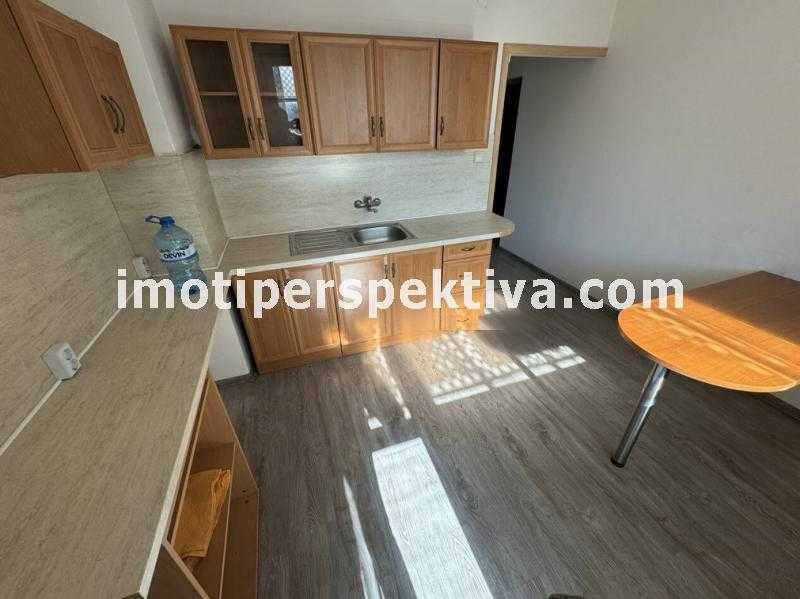 Продава се Двустаен апартамент в Пловдив, Изгрев - 65 кв.м за 1062 €/кв.м - Снимка #2