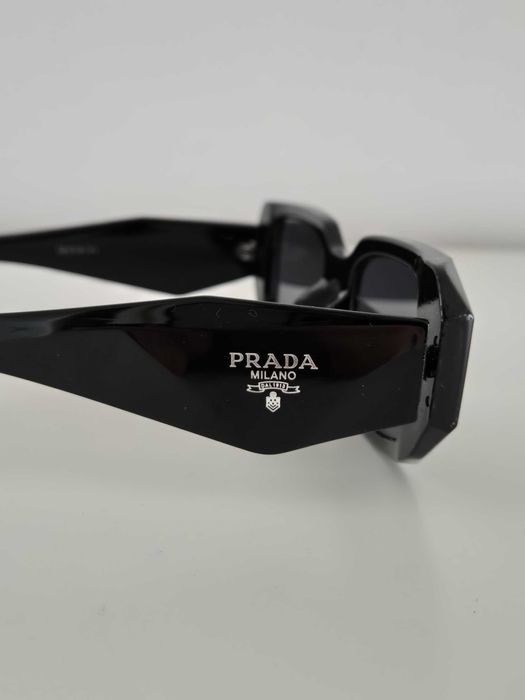 Ochelari de soare Prada Negru/Alb