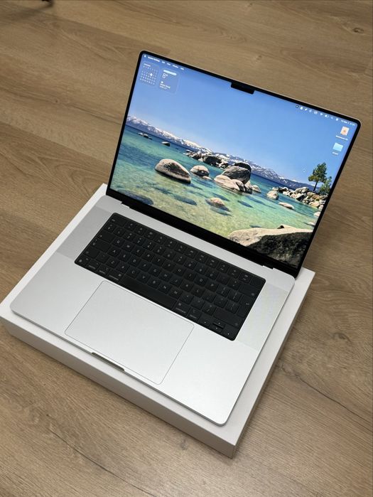 Apple MacBook Pro 16”, M3 Max, 16 core CPU, 40 core GPU, 64 GB RAM,1TB
