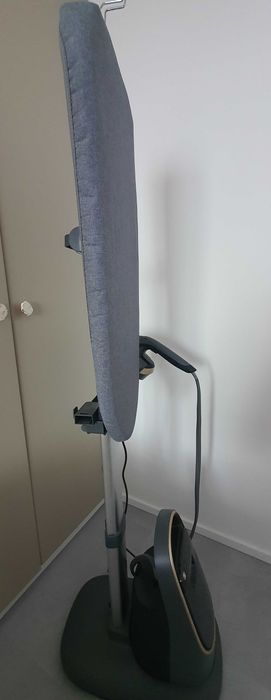 Aparat de calcat vertical PHILIPS Seria 8500