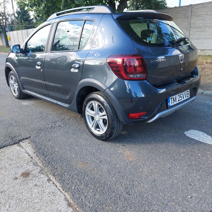 Sandero Stepway, fabricație decembrie 2019, 23200 de km rulati