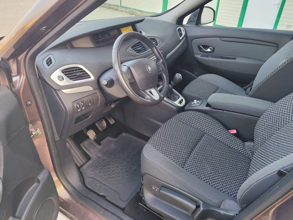 Renault  SCENIC/AN 2011 /1.5 DIESEL 110CP/EURO 5