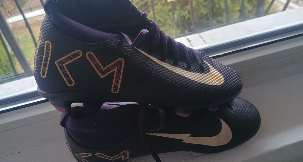 Ghete fotbal Nike mărimea 37