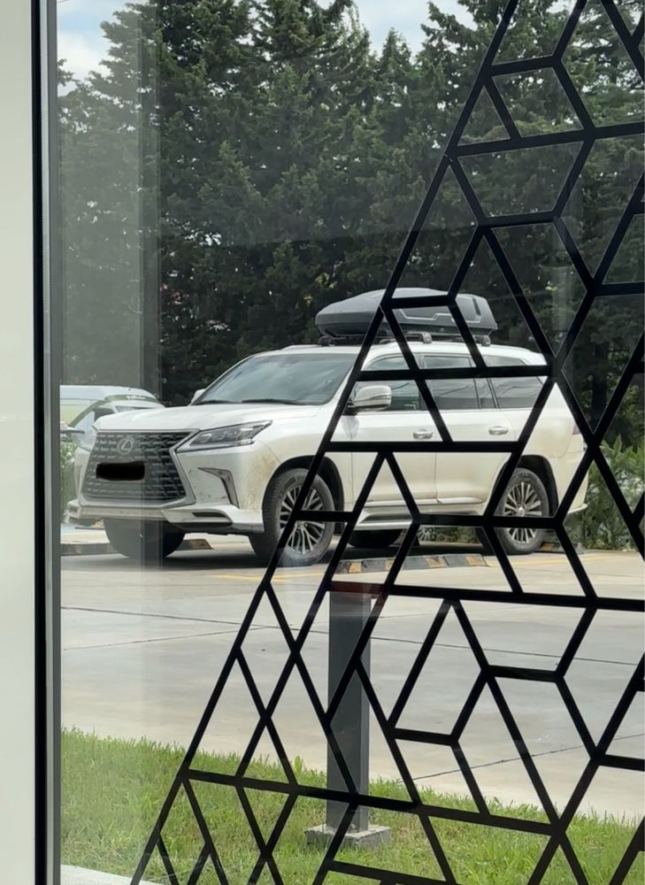 Lexus LX570 родная краска