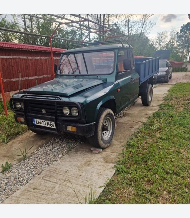 Vând Aro Camioneta 330