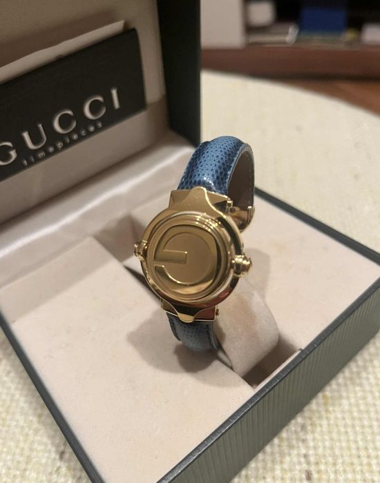 GUCCI Оригинален дамски часовник