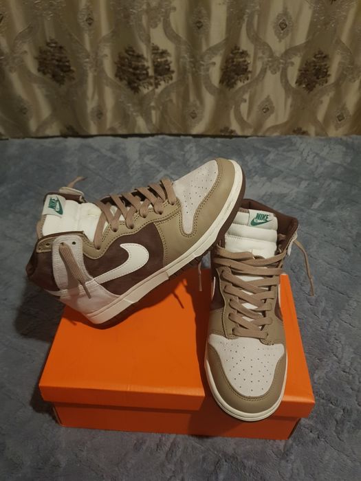 !  urgent Jordan 1 High Light marime 40