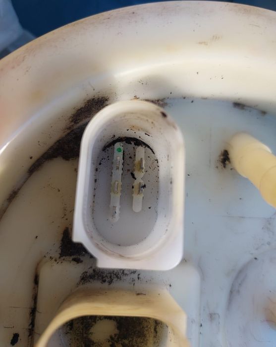 Горивна помпа bmw 328i f30