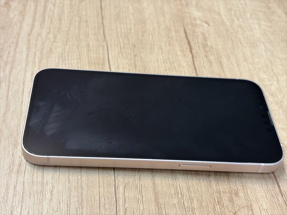 Iphone 13 pink запазен