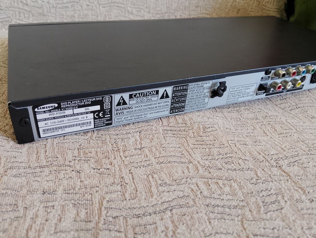 DVD  плейър-Samsung