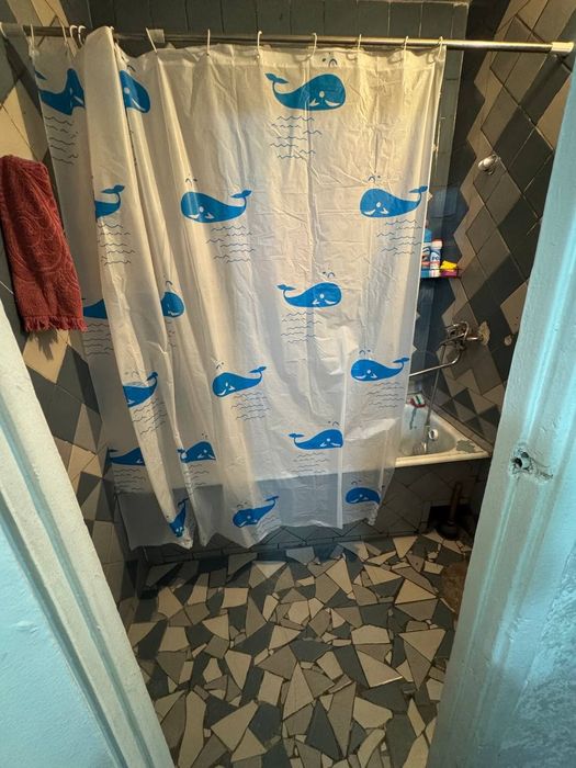 Uchtepa tumani algaritmda 3 xonali uy sotiladi