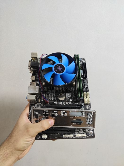 Продам Комплект для пк