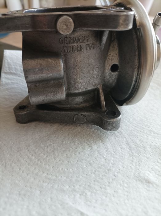 EGR /ЕГР клапа VW Touran 2.00.TDI 2004