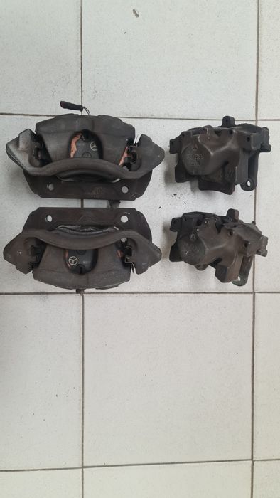 Предни и задни спирачни апарати за Mercedes w203/w209