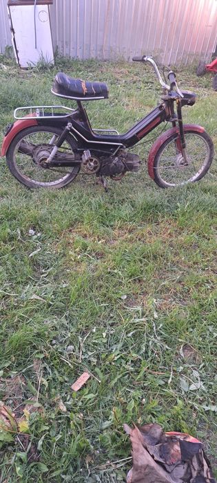 Vând puch de colectie