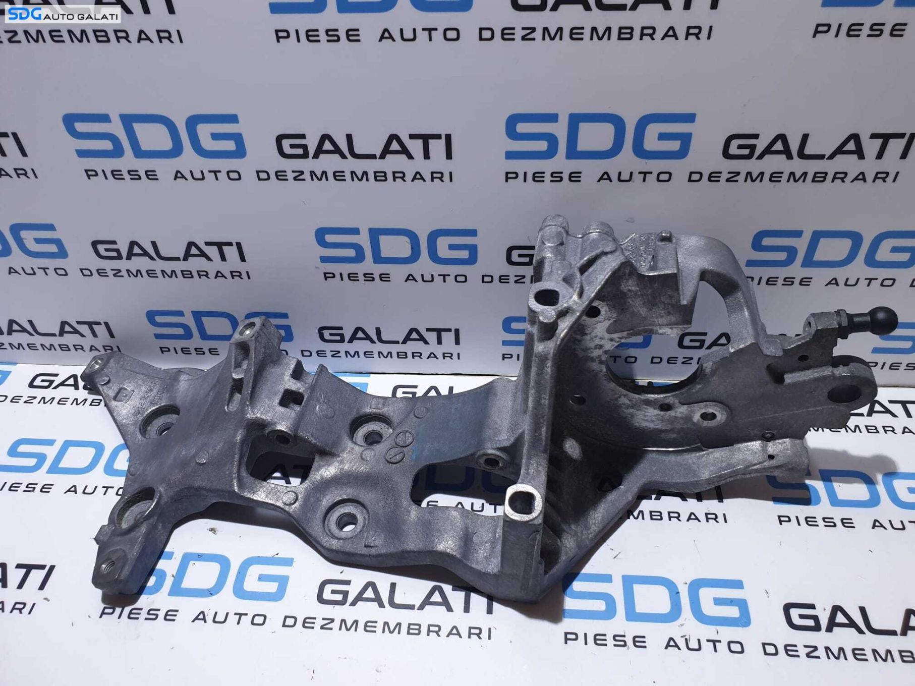 Suport Alternator Accesorii Motor Seat Ibiza 1.6 DGTA DGTC DGTD 2010 - 2018 Cod 04L903143B [S0353]