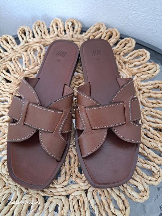 Papuci din piele naturala H&M