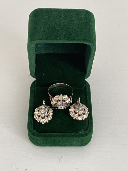 Продам золотой набор