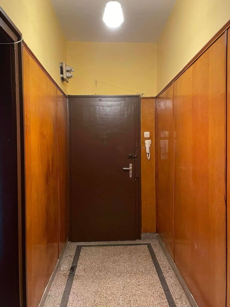 Продава се Двустаен апартамент в София, 7-ми 11-ти километър - 71 кв.м за 3944 €/кв.м - Снимка #2
