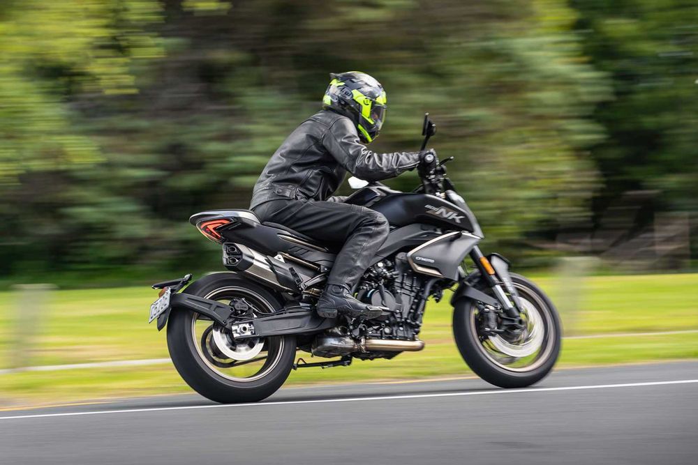 CFMOTO 800NK ADVANCED Новый стритбайк