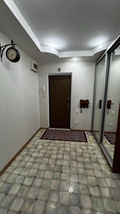 Сдам 3 комнатную квартиру на длительный срок.