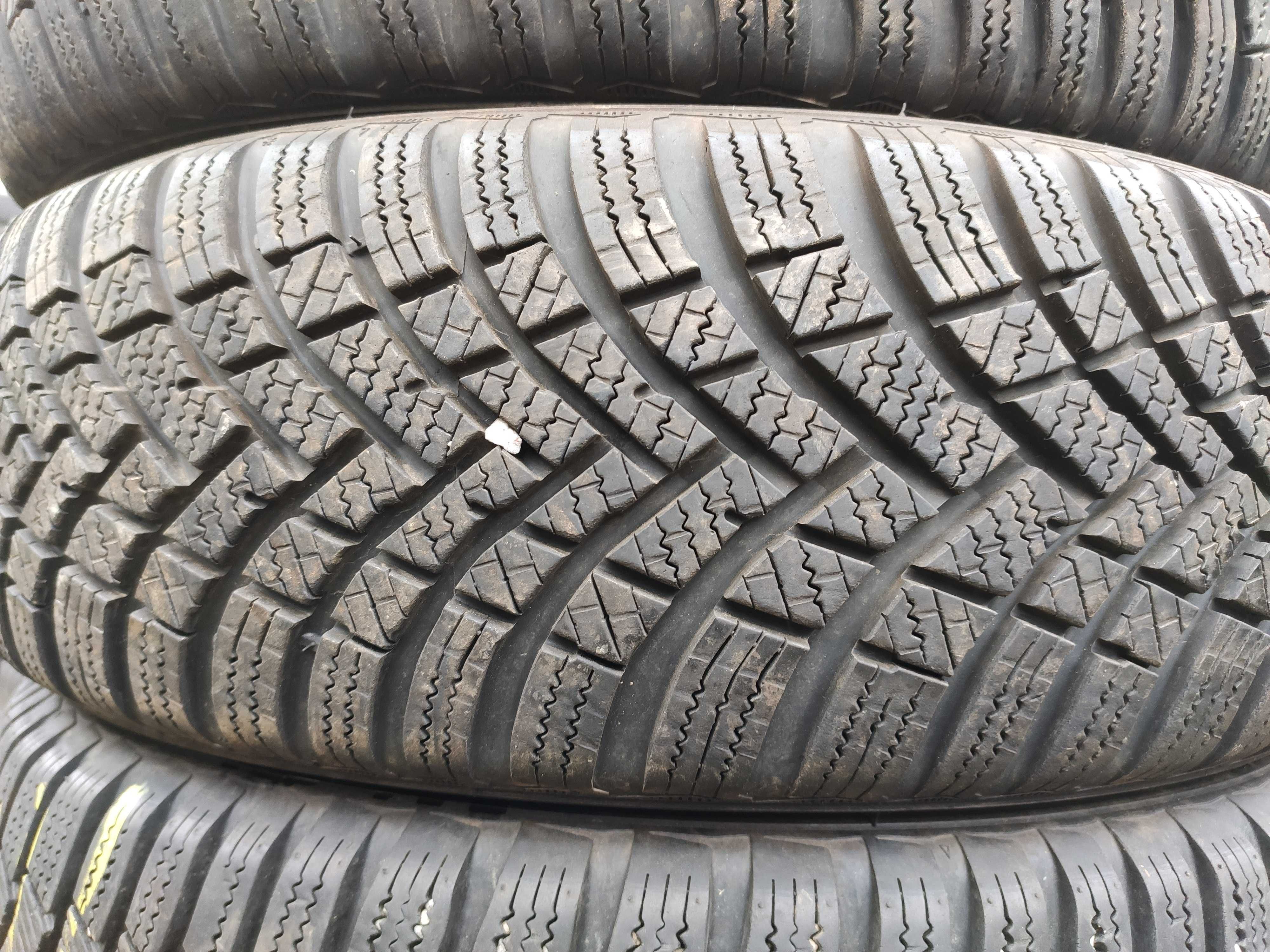 4бр Зимни Гуми 175 65 15 - Hankook - DOT 2022