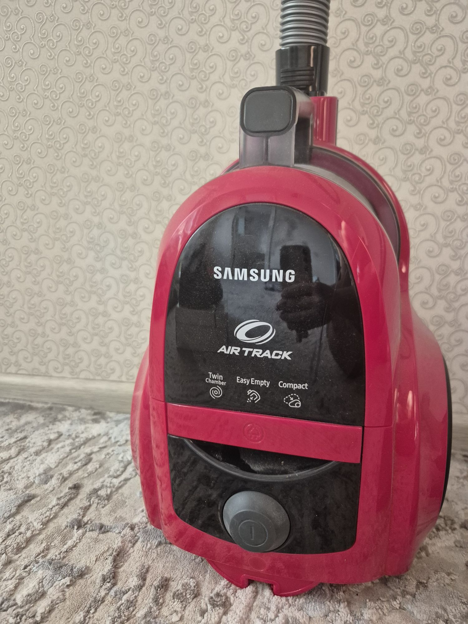 Пылесос, Samsung, көп қолданылмаған. Район Дом быта. 55 000 тг