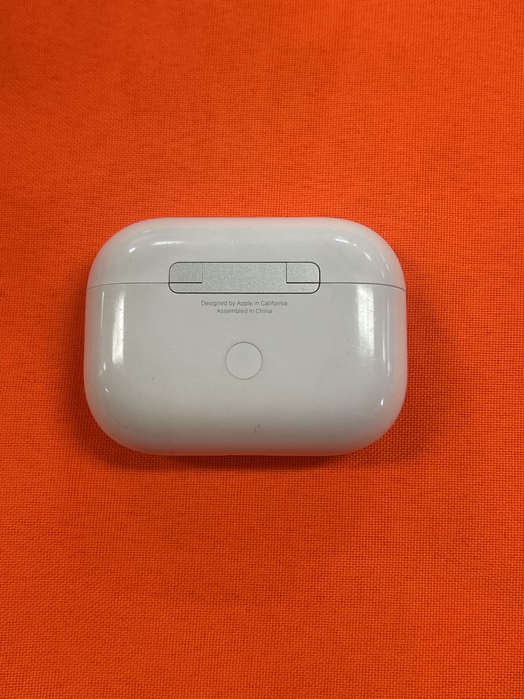 Кейс Airpods 2 Pro оригинал 100%
