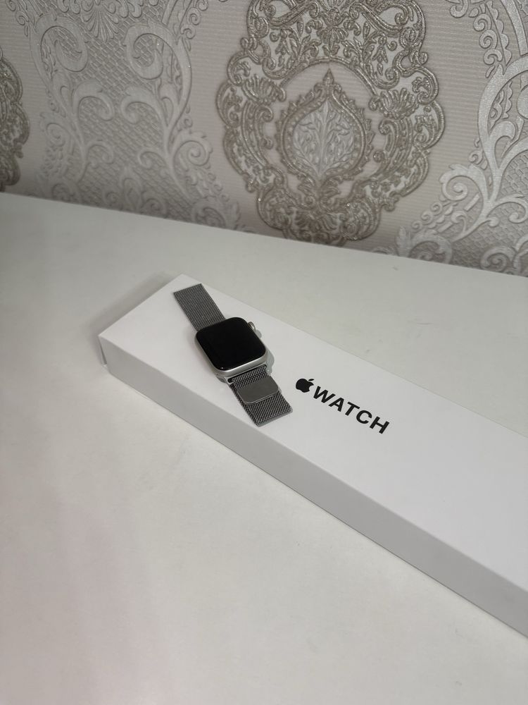 Apple watch SE продается