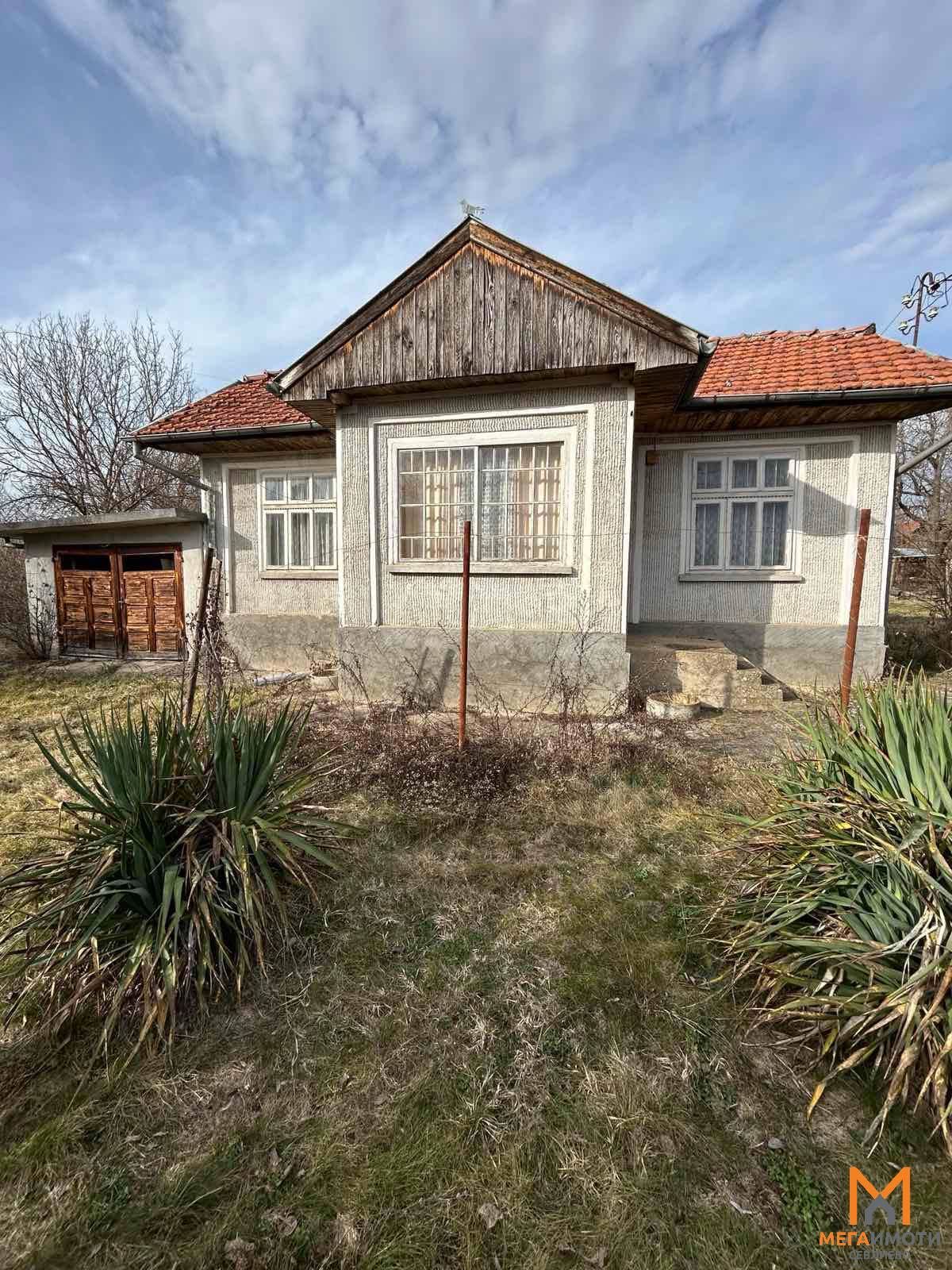 Къща за продажба - с.Малки Вършец
