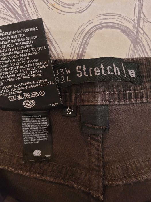 Pantaloni Casuals, catifea C&A, marimea 33/32