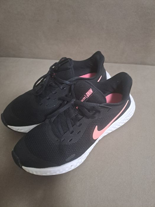 Nike mărime 38 negru