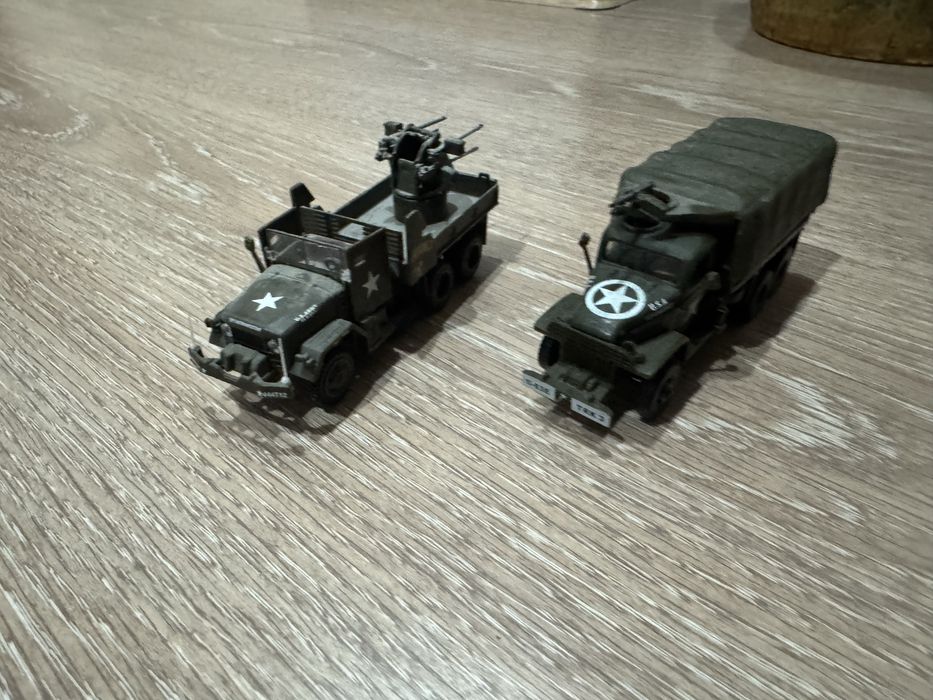 Machete militare metalice 1/87