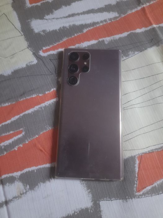 Nu fac schimb s22 ultra