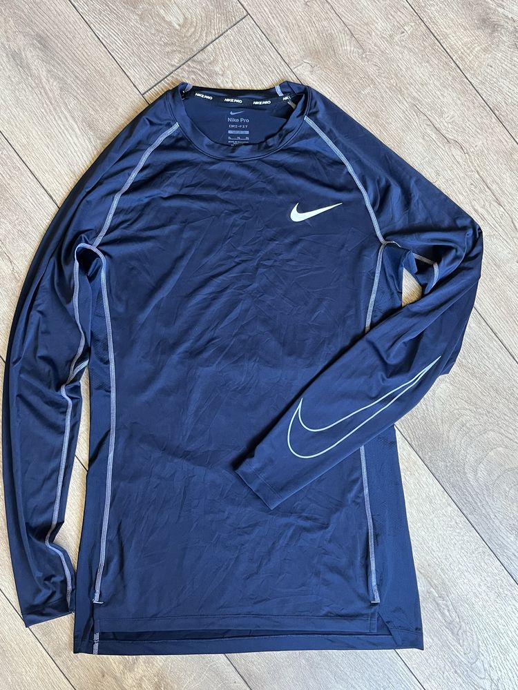 NIKE PRO Training - НОВА размер Л / Оригинал