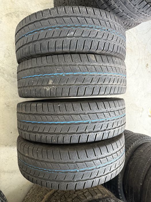 Anvelope de iarna 225/75 R16C