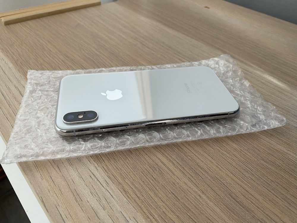 capac sasiu spate iphone xs silver argintiu 300 lei nu se potr la x