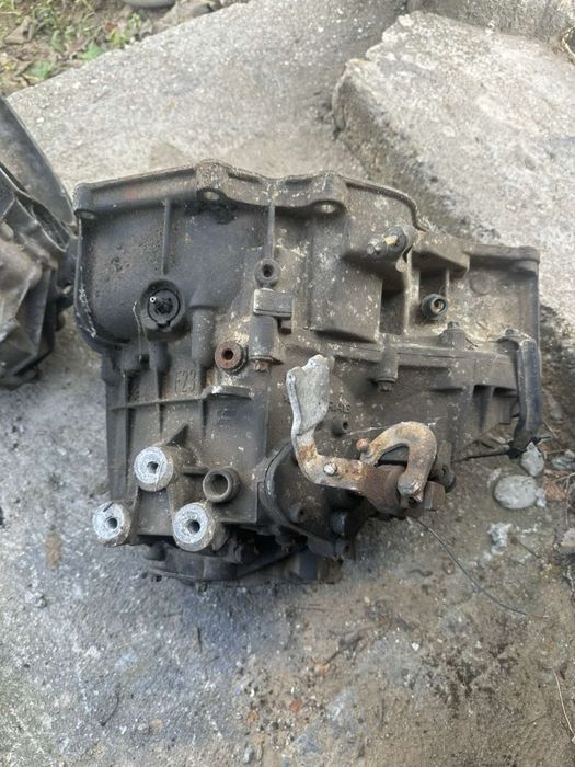 Скоростни кутии за опел 2.0 82 к.с и 101 к.с 5 степенни