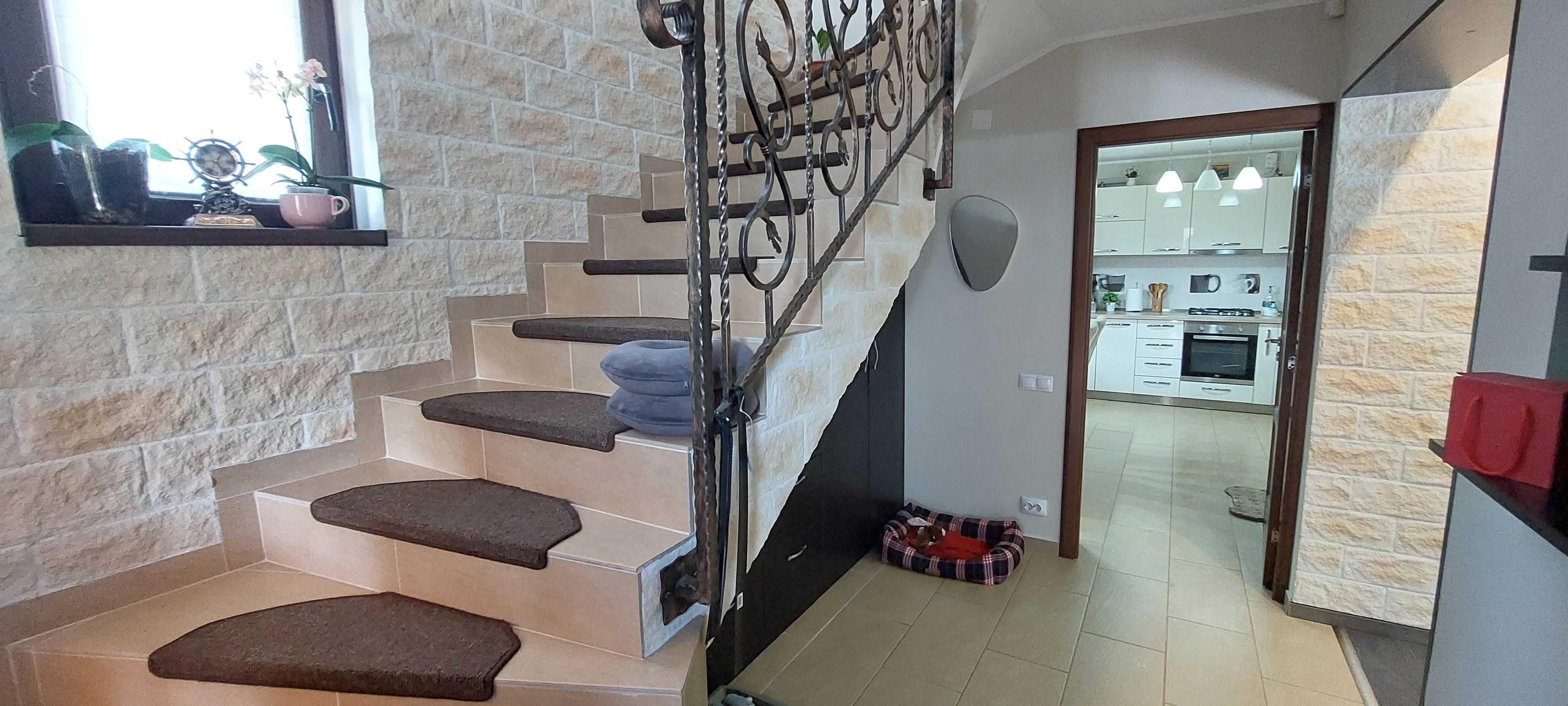 Vila,Floresti - Stoenesti Jud. Giurgiu, finisata si mobilata la  cheie