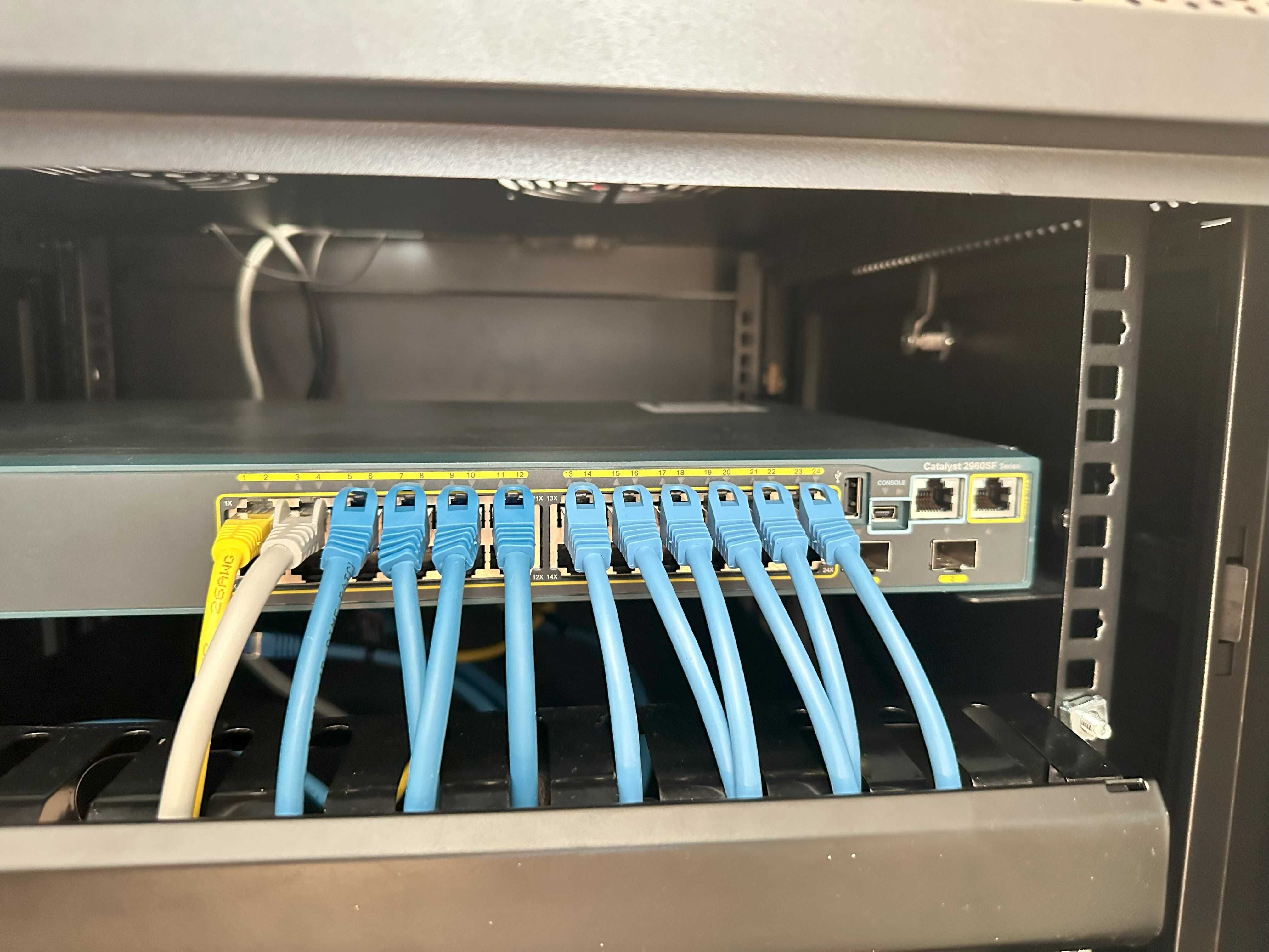 Cisco Switch WS-C2960 48TT-L