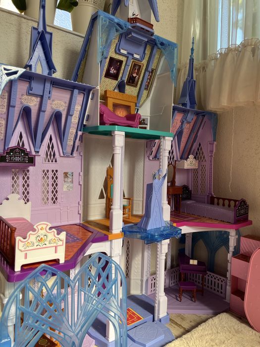 Castel Frozen Ana si Elsa 2