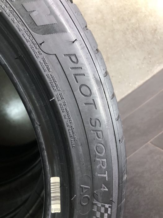 245 45 R19 MISHELIN pilot sport-4