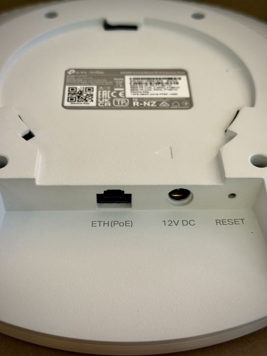 2x Access Point Wi-Fi 6 TP-Link Omada EAP670 AX5400 -Garantie Oct 2027